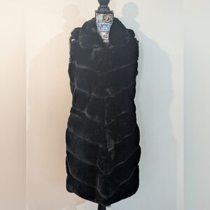 Coalition LA 'THE JACKET COMPANY ' NWT Faux Fur Long Vest